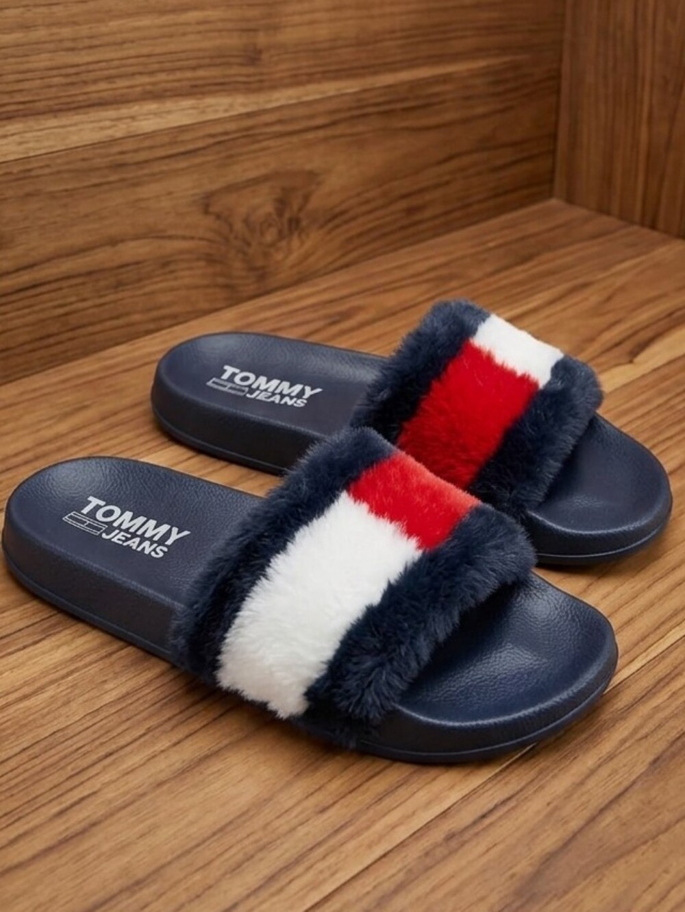 Tommy Hilfiger Funny Fur Pool Slides Navy Colorblock Fuzzy Sandal 6.5